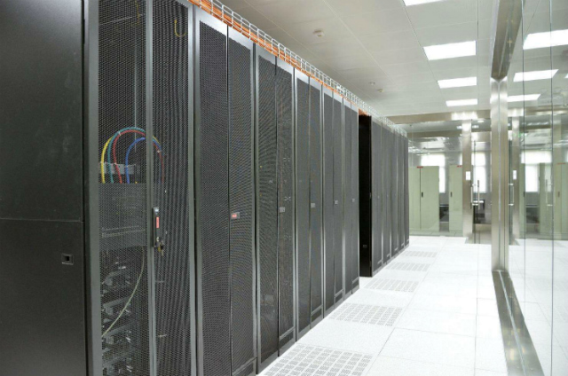 [field:title function='htmlspecialchars(@me/] 